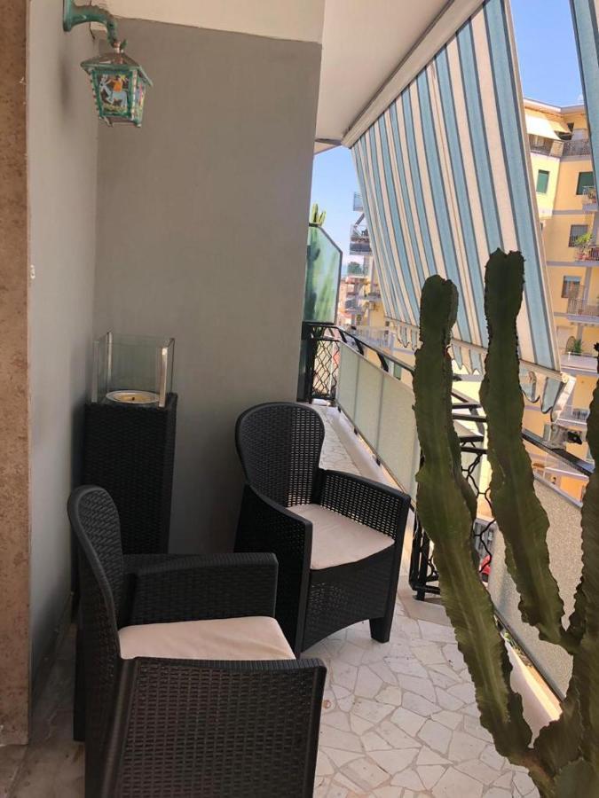 Super Elegante Centro Con Posto Auto E Wifi Veloce * Naples