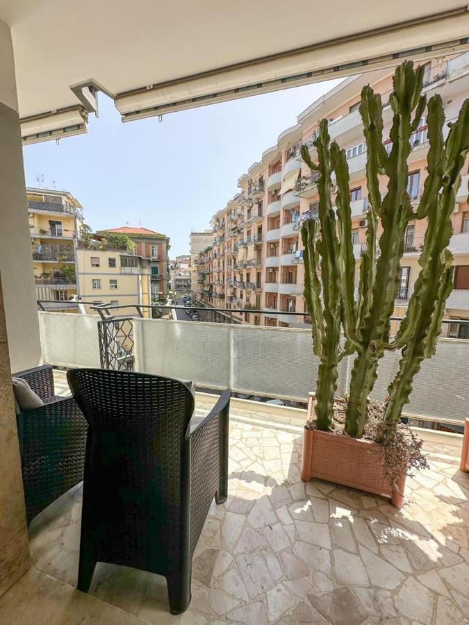 Super Elegante Centro Con Posto Auto E Wifi Veloce * Naples
